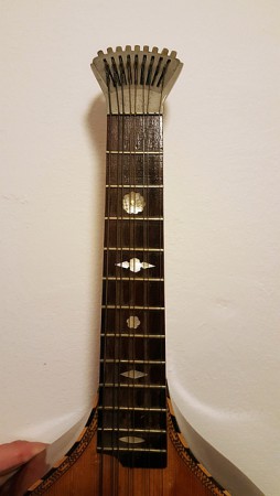 Model Nr. 2 with aluminum neck: fingerboard 
